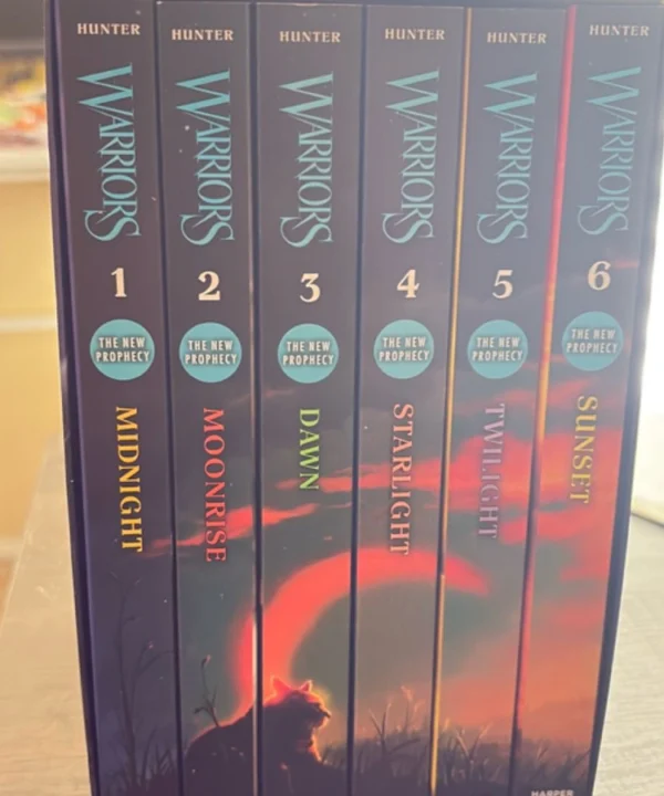 Warriors: The New Prophecy Box Set: Volumes 1 To 6