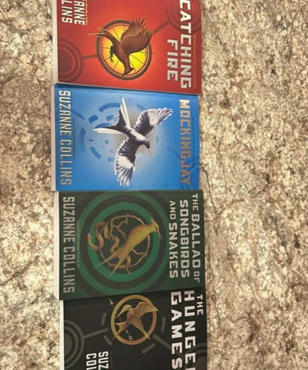 The Hunger Games Series (4 Books)