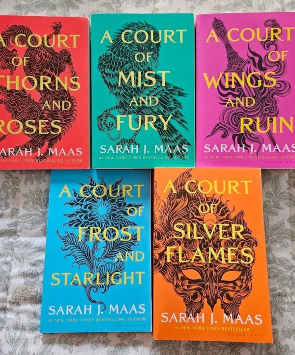 A Court Of Thorns And Roses